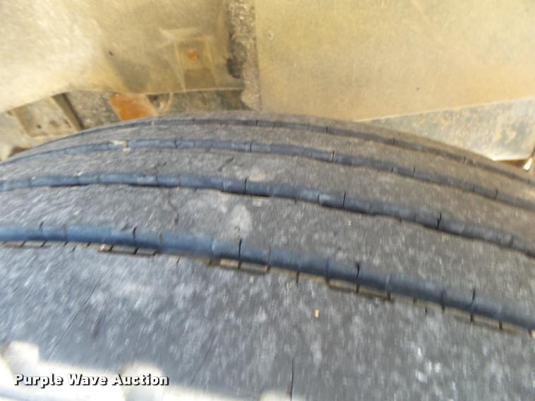 image for item DA2688 1988 International F8300 dump truck