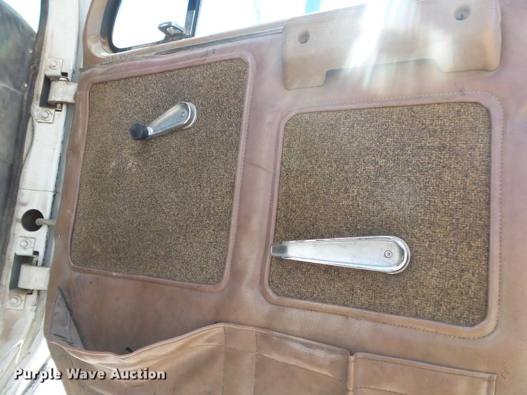 image for item DA2688 1988 International F8300 dump truck