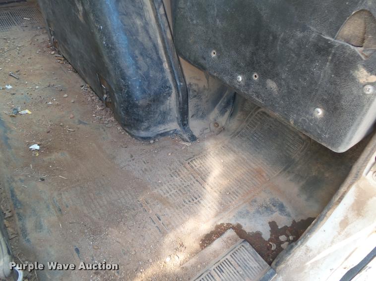 image for item DA2688 1988 International F8300 dump truck