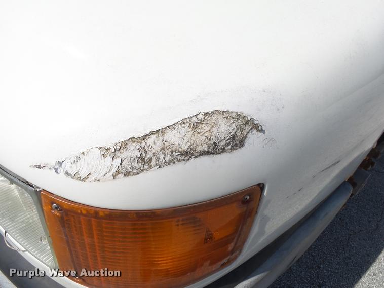 image for item DA2688 1988 International F8300 dump truck