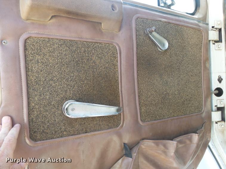 image for item DA2688 1988 International F8300 dump truck