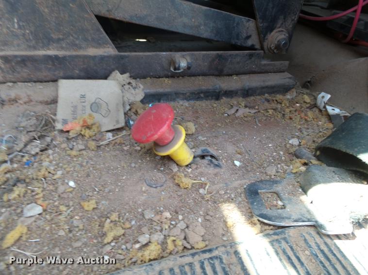 image for item DA2688 1988 International F8300 dump truck