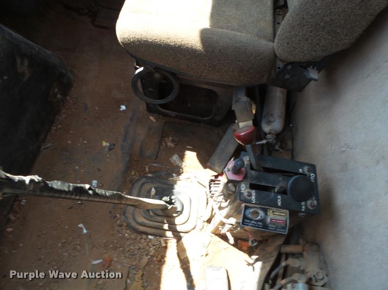 image for item DA2688 1988 International F8300 dump truck