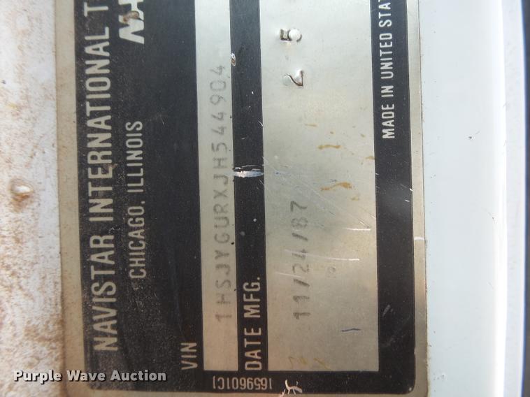 image for item DA2688 1988 International F8300 dump truck