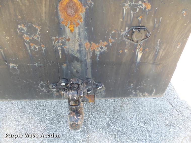 image for item DA2690 1995 Ford F800 Super Duty bucket truck