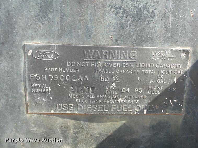 image for item DA2690 1995 Ford F800 Super Duty bucket truck