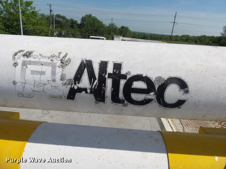 image for item DA2690 1995 Ford F800 Super Duty bucket truck