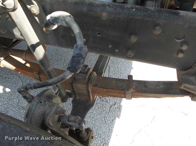 image for item DA2690 1995 Ford F800 Super Duty bucket truck