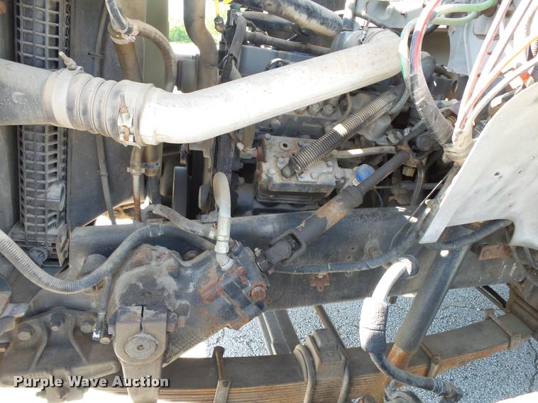image for item DA2690 1995 Ford F800 Super Duty bucket truck