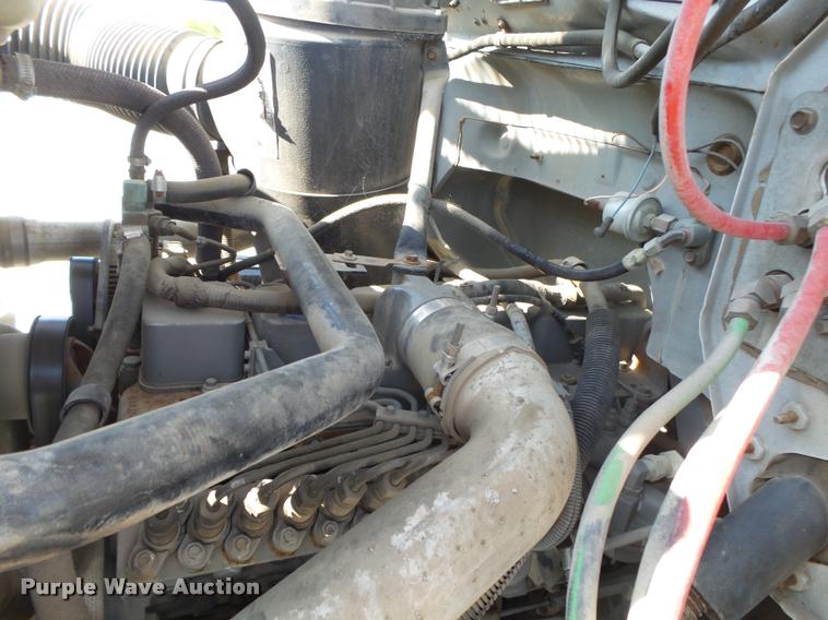 image for item DA2690 1995 Ford F800 Super Duty bucket truck