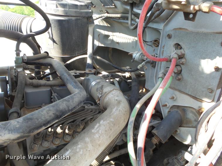 image for item DA2690 1995 Ford F800 Super Duty bucket truck