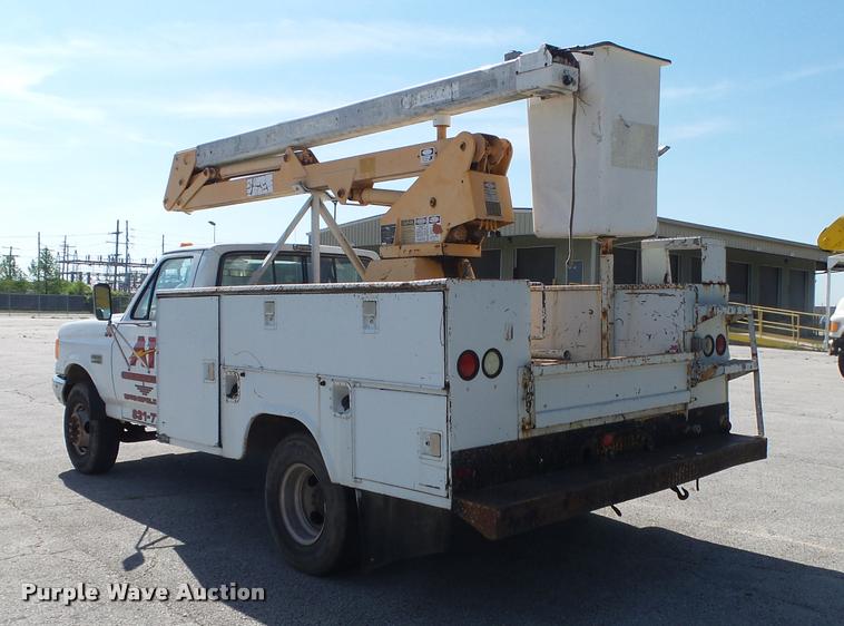 image for item DA2691 1991 Ford F450 bucket truck