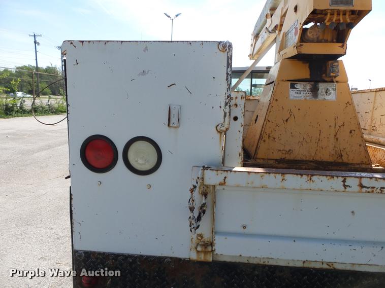 image for item DA2691 1991 Ford F450 bucket truck
