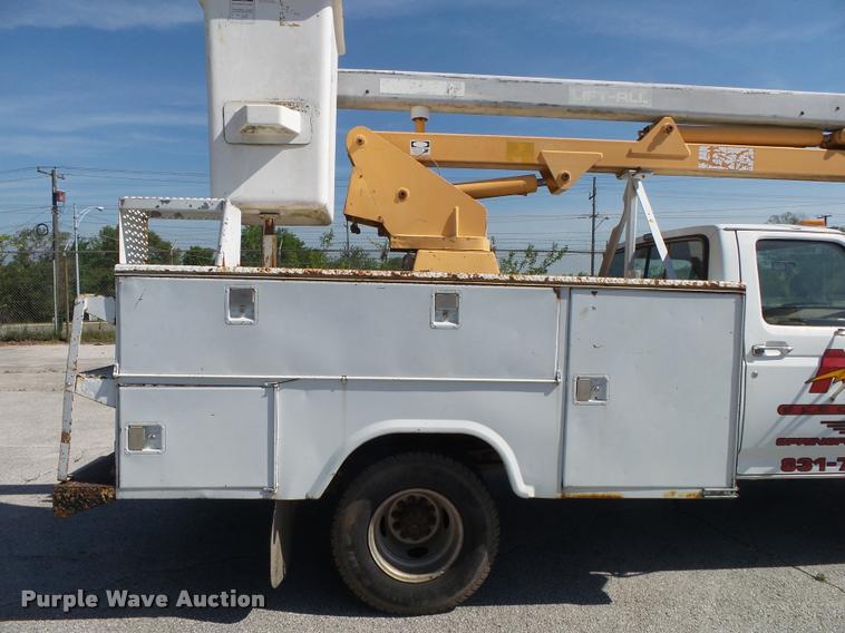 image for item DA2691 1991 Ford F450 bucket truck