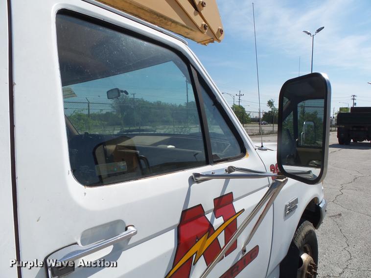 image for item DA2691 1991 Ford F450 bucket truck