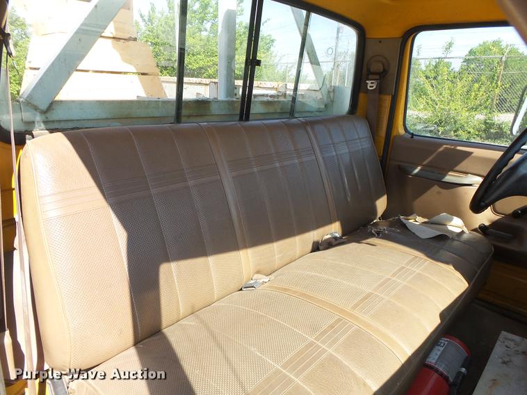 image for item DA2691 1991 Ford F450 bucket truck