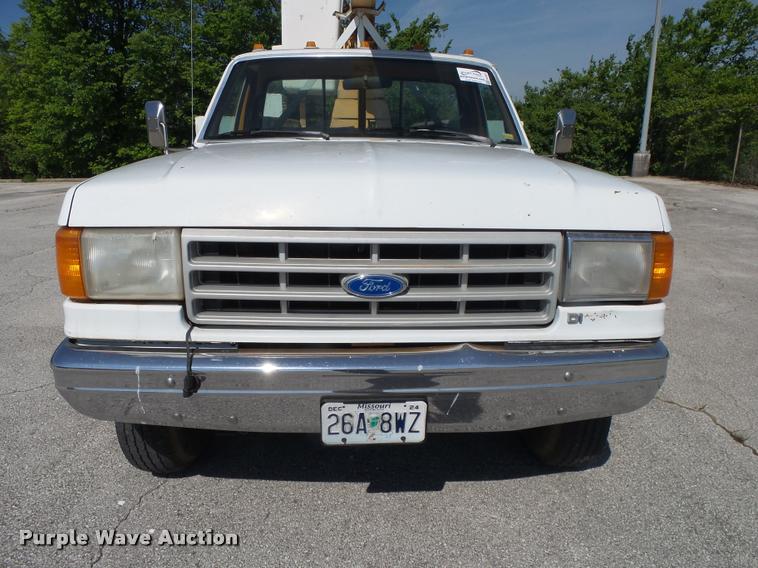 image for item DA2691 1991 Ford F450 bucket truck