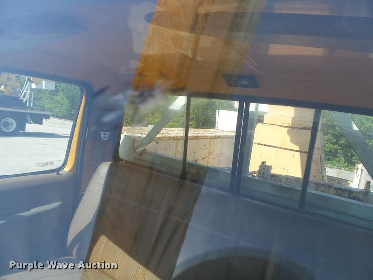 image for item DA2691 1991 Ford F450 bucket truck