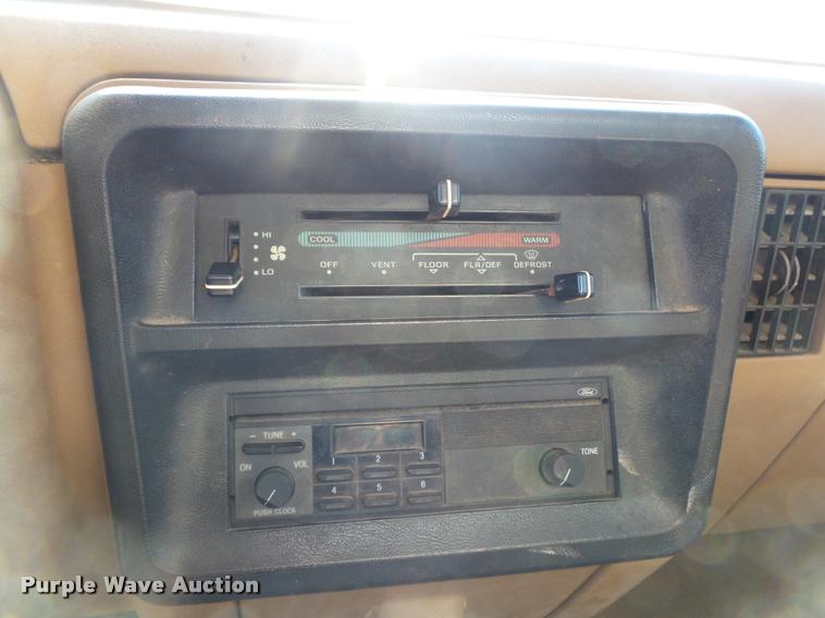 image for item DA2691 1991 Ford F450 bucket truck