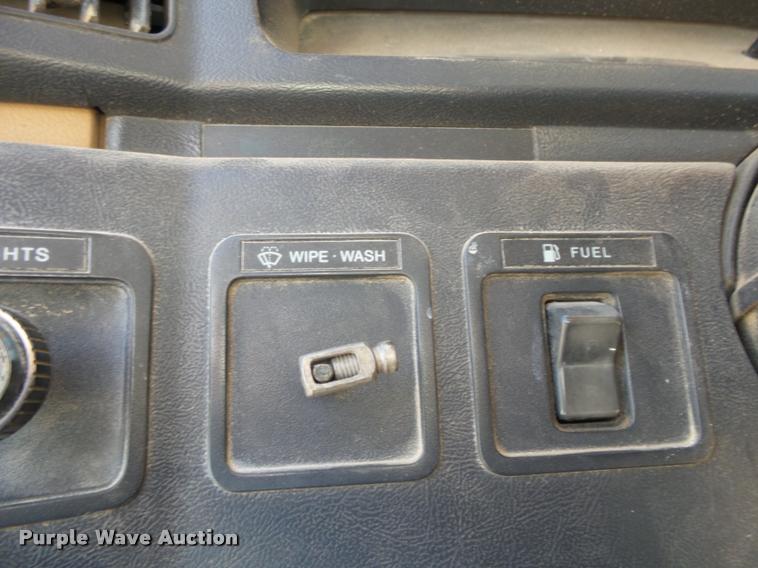 image for item DA2691 1991 Ford F450 bucket truck