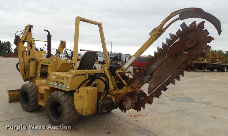 image for item DA2693 1997 Vermeer V4150A trencher