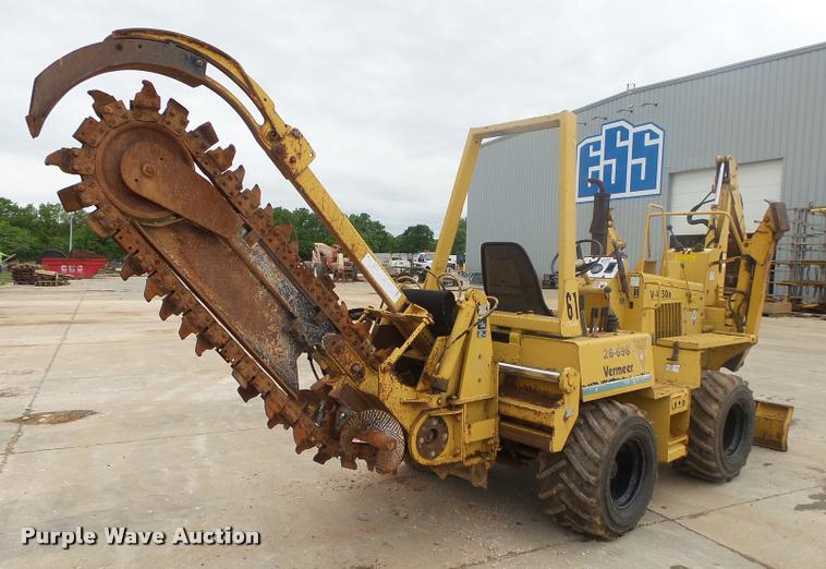 image for item DA2693 1997 Vermeer V4150A trencher