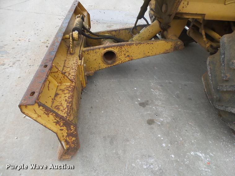 image for item DA2693 1997 Vermeer V4150A trencher