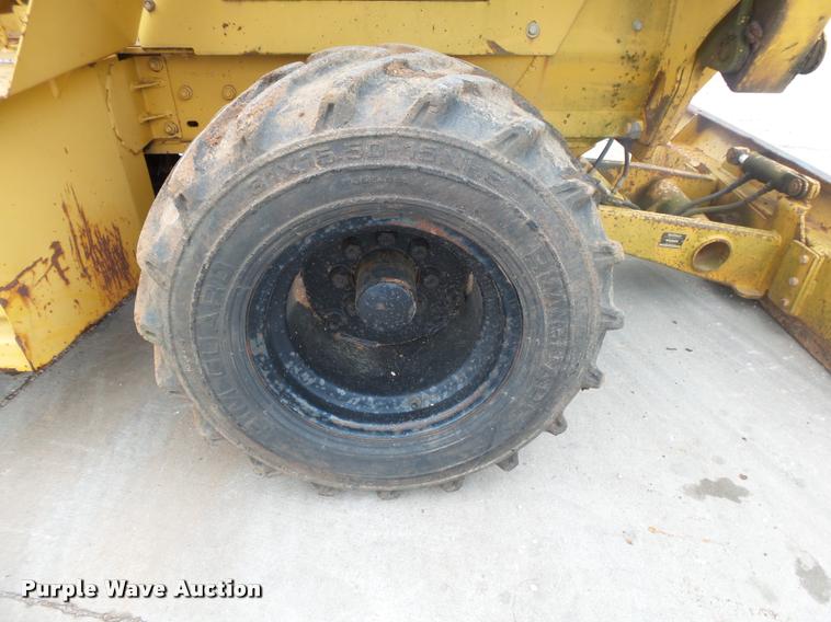 image for item DA2693 1997 Vermeer V4150A trencher