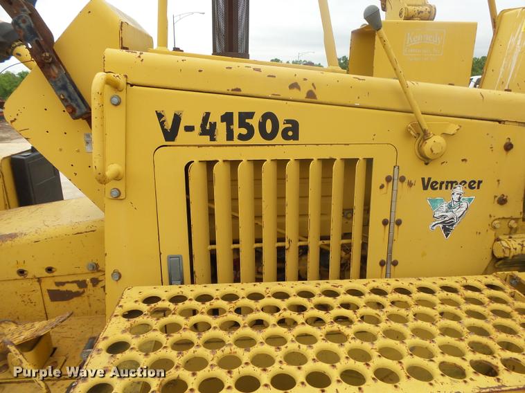 image for item DA2693 1997 Vermeer V4150A trencher