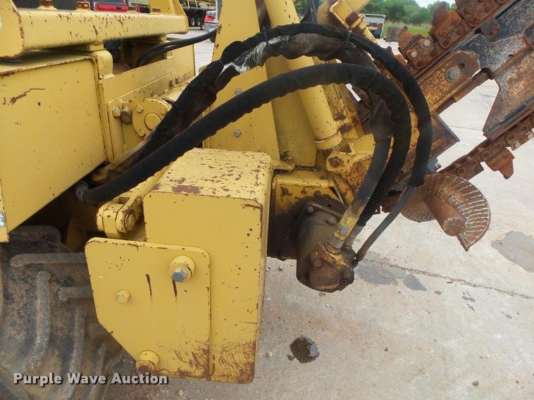 image for item DA2693 1997 Vermeer V4150A trencher