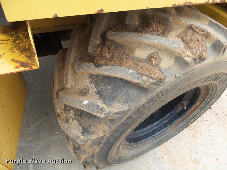 image for item DA2693 1997 Vermeer V4150A trencher