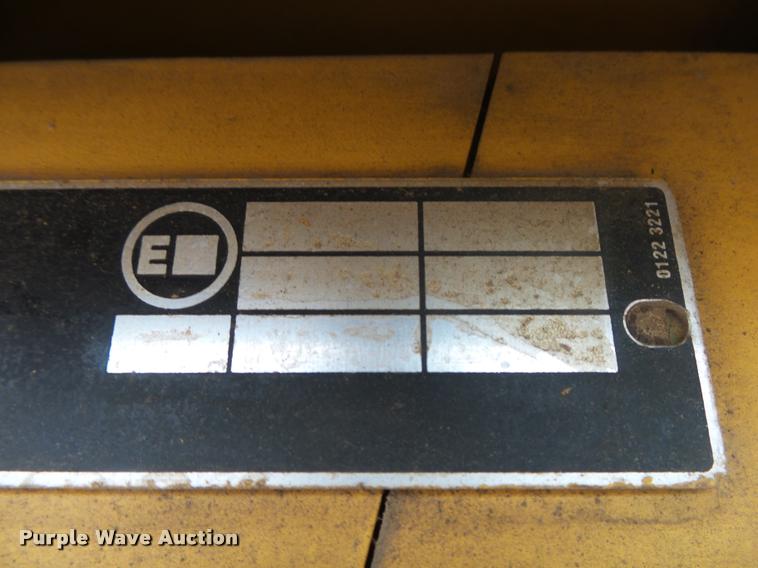 image for item DA2693 1997 Vermeer V4150A trencher