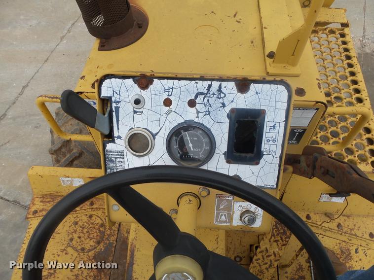 image for item DA2693 1997 Vermeer V4150A trencher