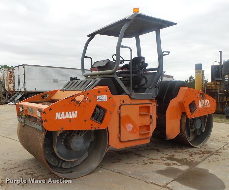 image for item DA2694 Hamm HD90 double drum vibratory roller