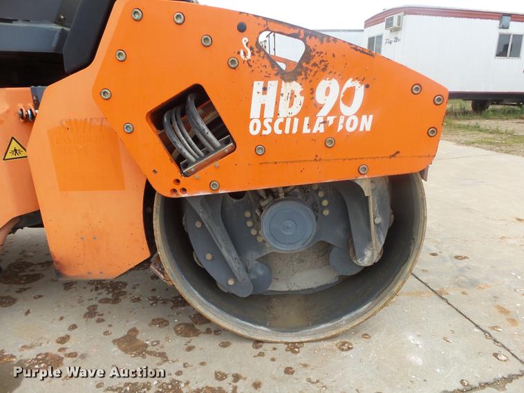 image for item DA2694 Hamm HD90 double drum vibratory roller
