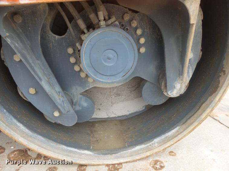 image for item DA2694 Hamm HD90 double drum vibratory roller