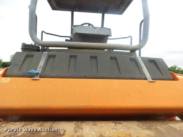 image for item DA2694 Hamm HD90 double drum vibratory roller