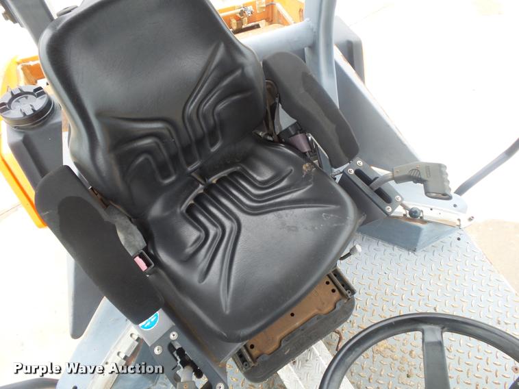 image for item DA2694 Hamm HD90 double drum vibratory roller