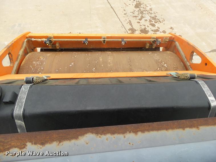 image for item DA2694 Hamm HD90 double drum vibratory roller