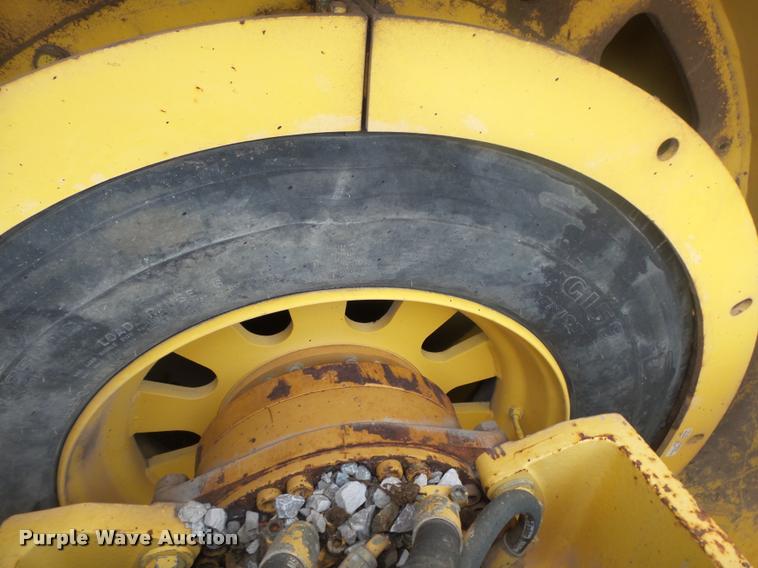 image for item DA2697 Hypac C784 double drum vibratory roller