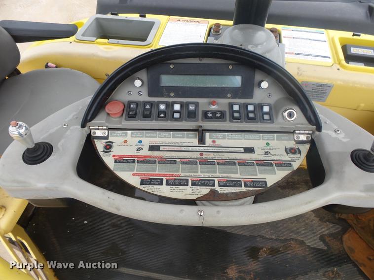 image for item DA2697 Hypac C784 double drum vibratory roller