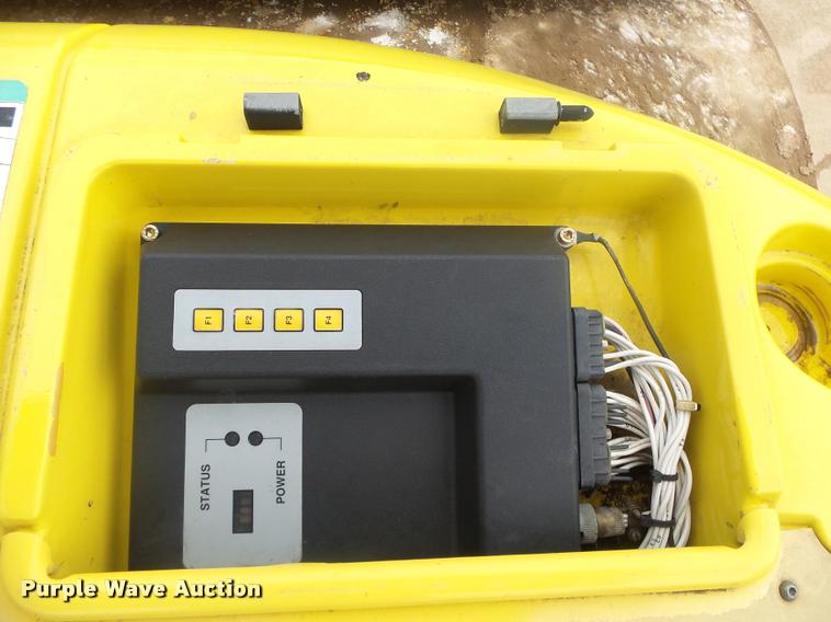 image for item DA2697 Hypac C784 double drum vibratory roller