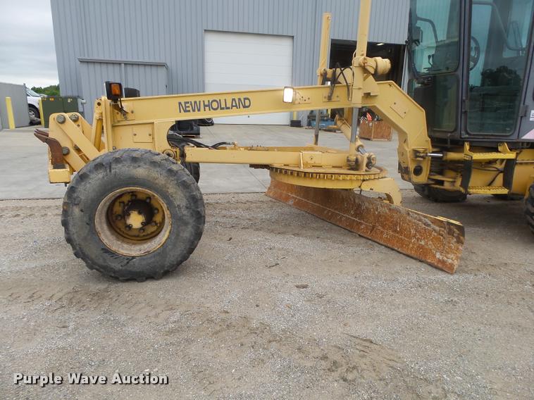 image for item DA2699 New Holland RG80 motor grader
