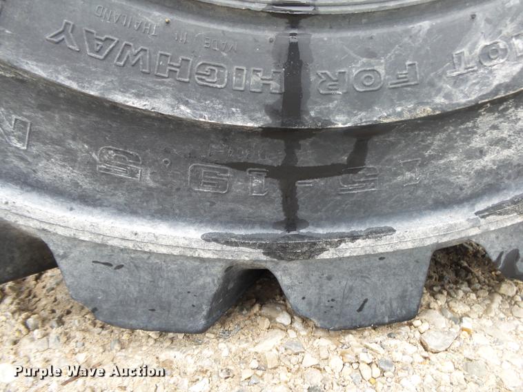 image for item DA2699 New Holland RG80 motor grader