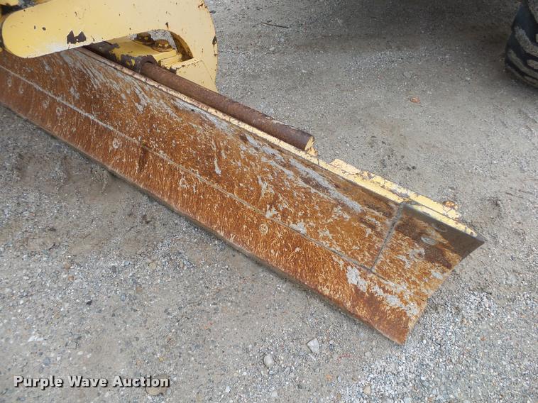 image for item DA2699 New Holland RG80 motor grader