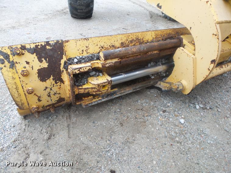 image for item DA2699 New Holland RG80 motor grader