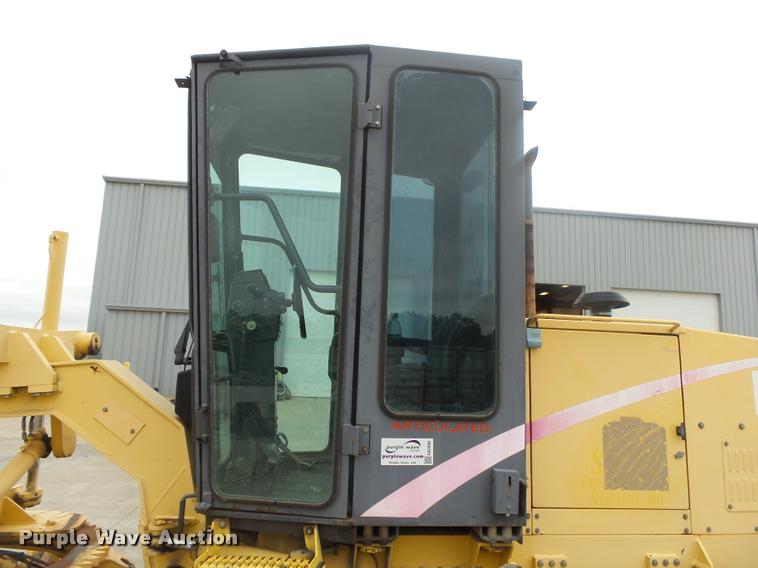 image for item DA2699 New Holland RG80 motor grader