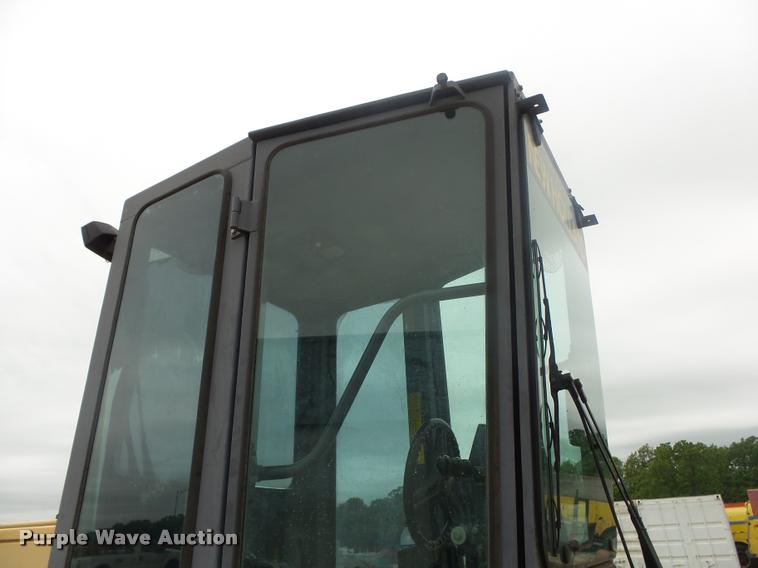 image for item DA2699 New Holland RG80 motor grader