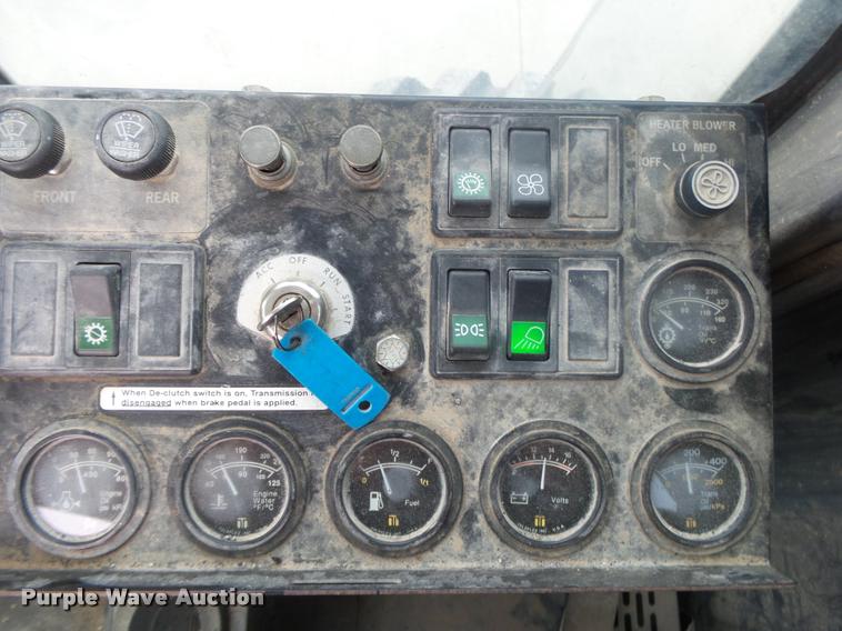 image for item DA2699 New Holland RG80 motor grader