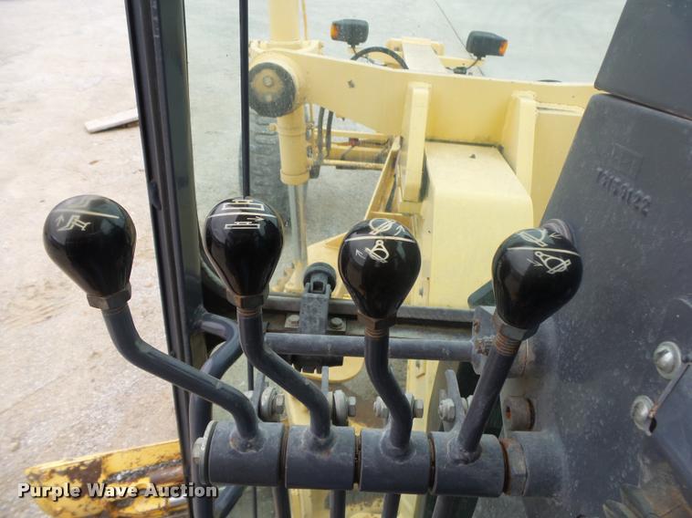 image for item DA2699 New Holland RG80 motor grader